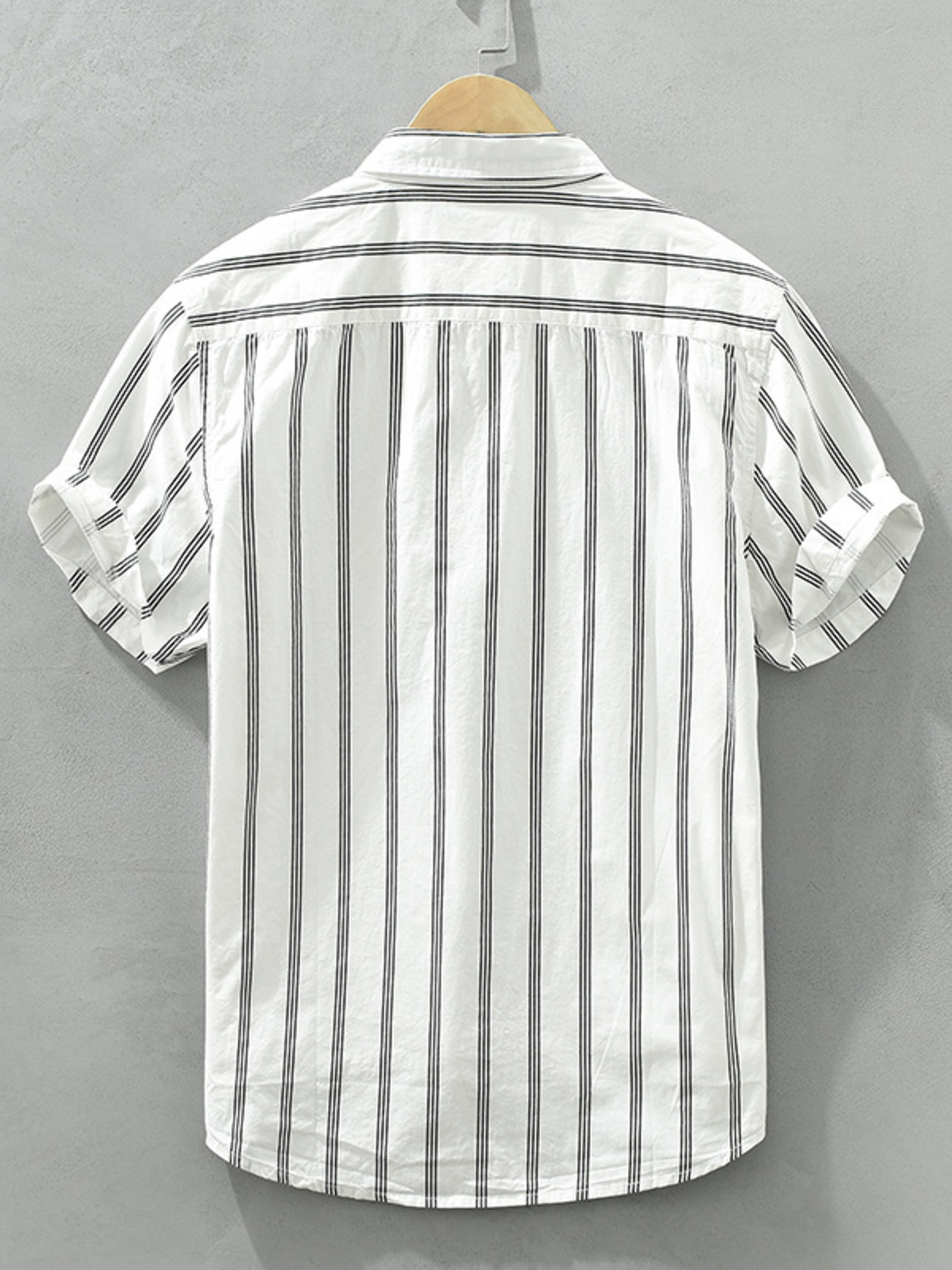 Men's Plus Size Classic Striped Short Sleeve Button-Up Shirt