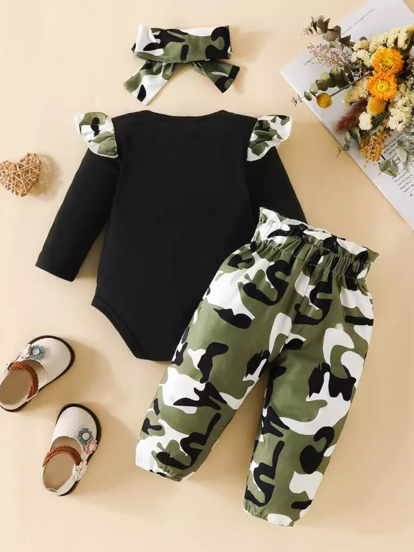 Children's Letter Graphic Bodysuit and Pants Set with Headband