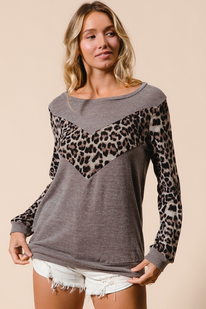 Sweater Knit Top With Leopard V Shape Block