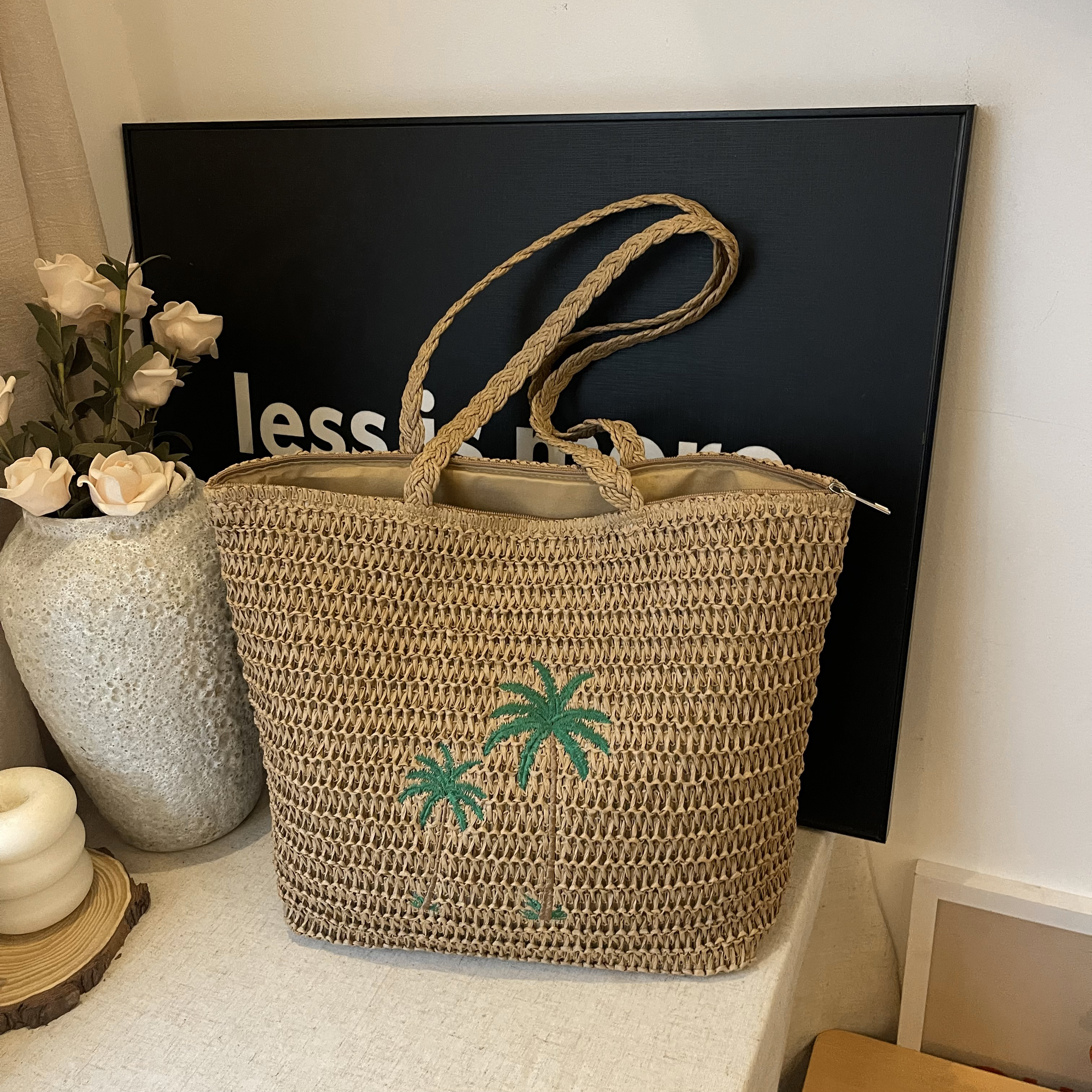 Palm Tree Woven Straw Shoulder Bag 3