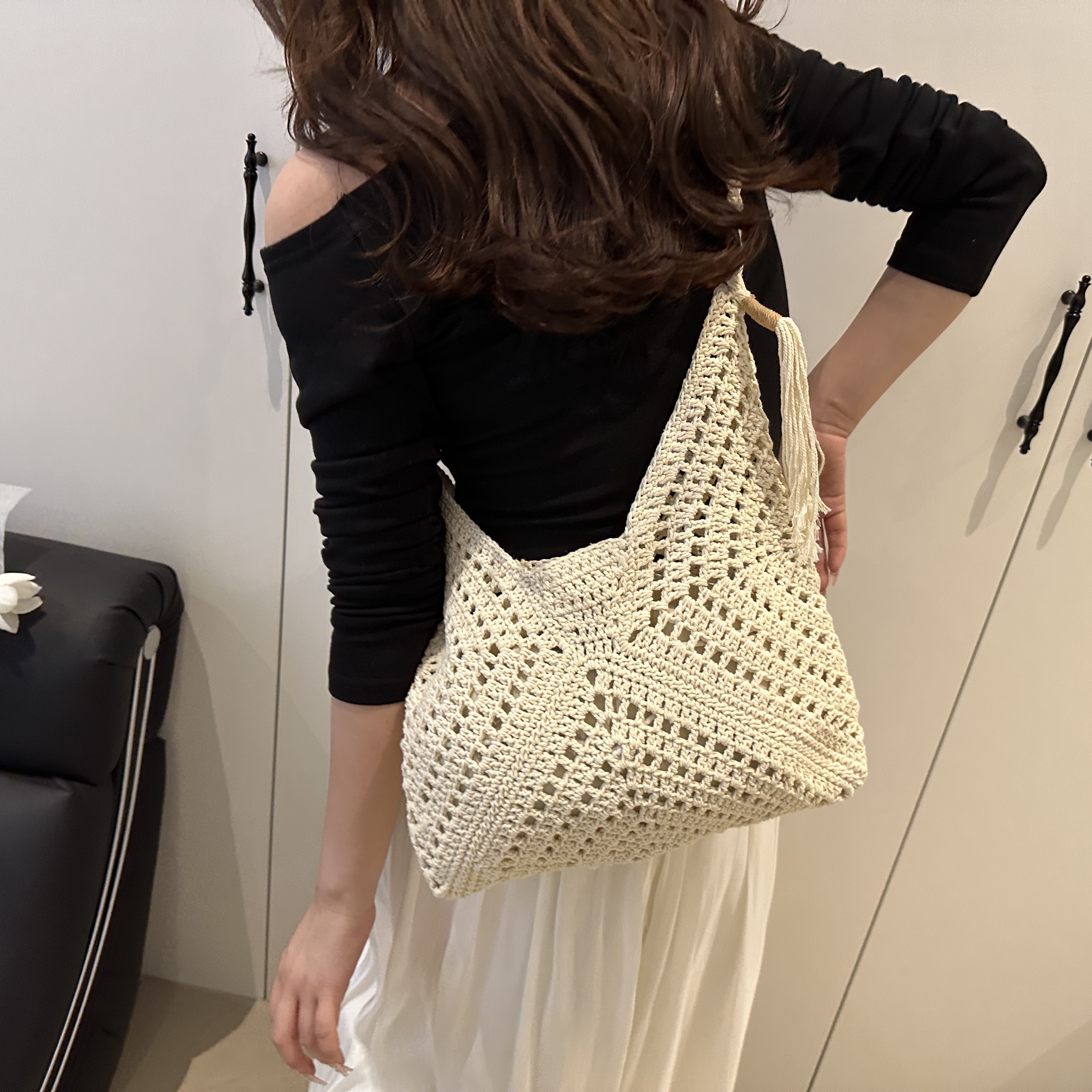 Tassel Crochet Crossbody Bag 2